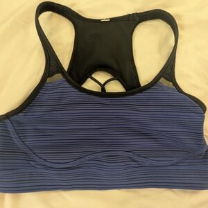 Lululemon Women's Blue Striped Sports Bra - Size 8 Euc